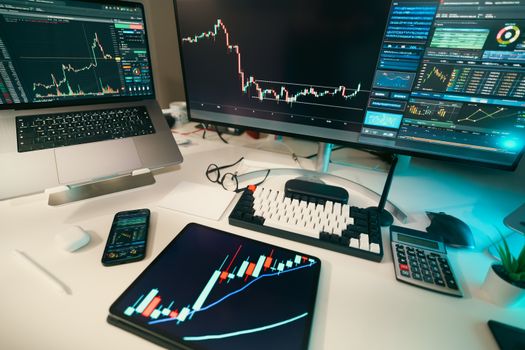 Trader reviewing the best no-code trading bot platforms 2025 on a laptop screen